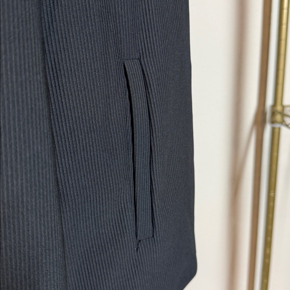 Jacket - Picture 6 of 13